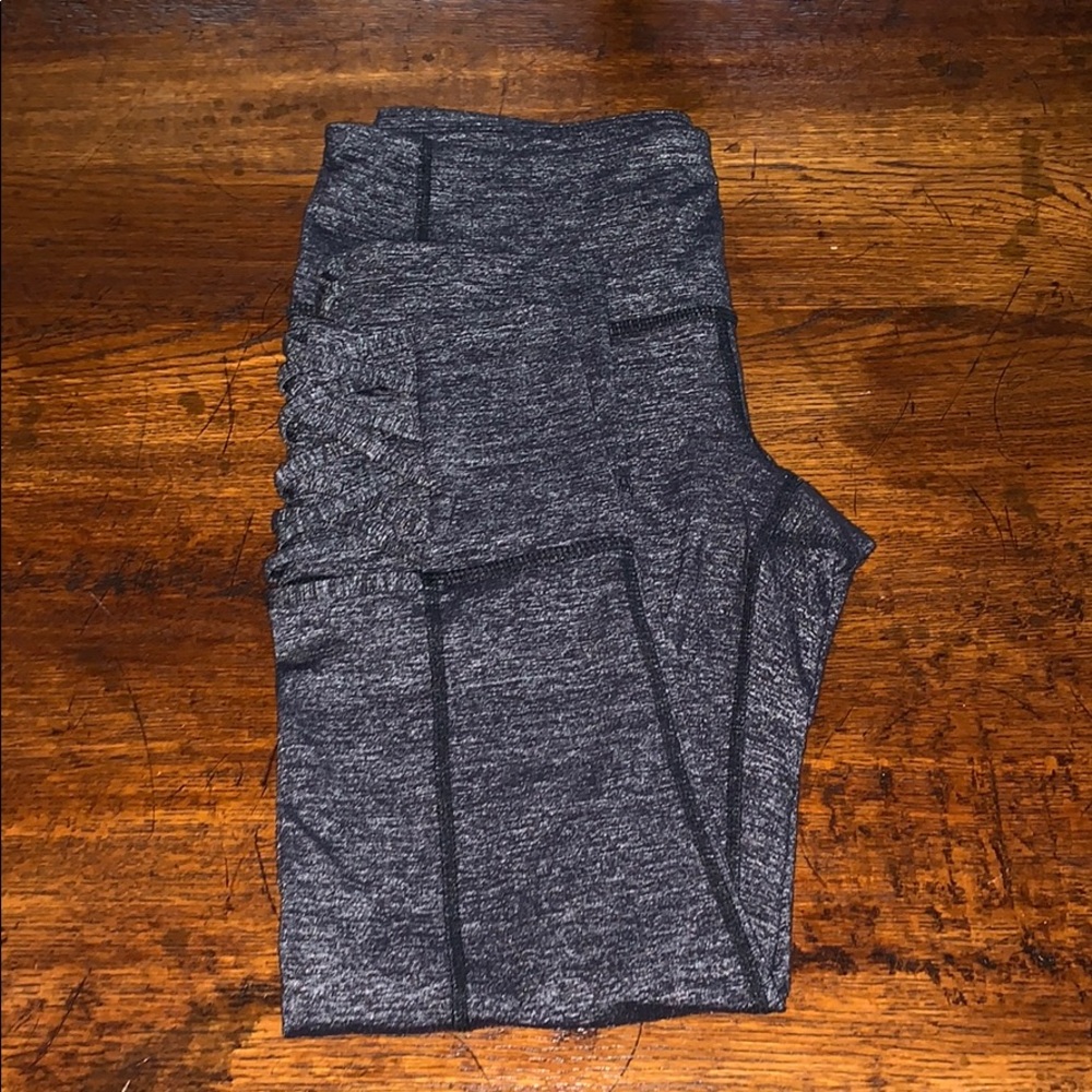 crop leggings